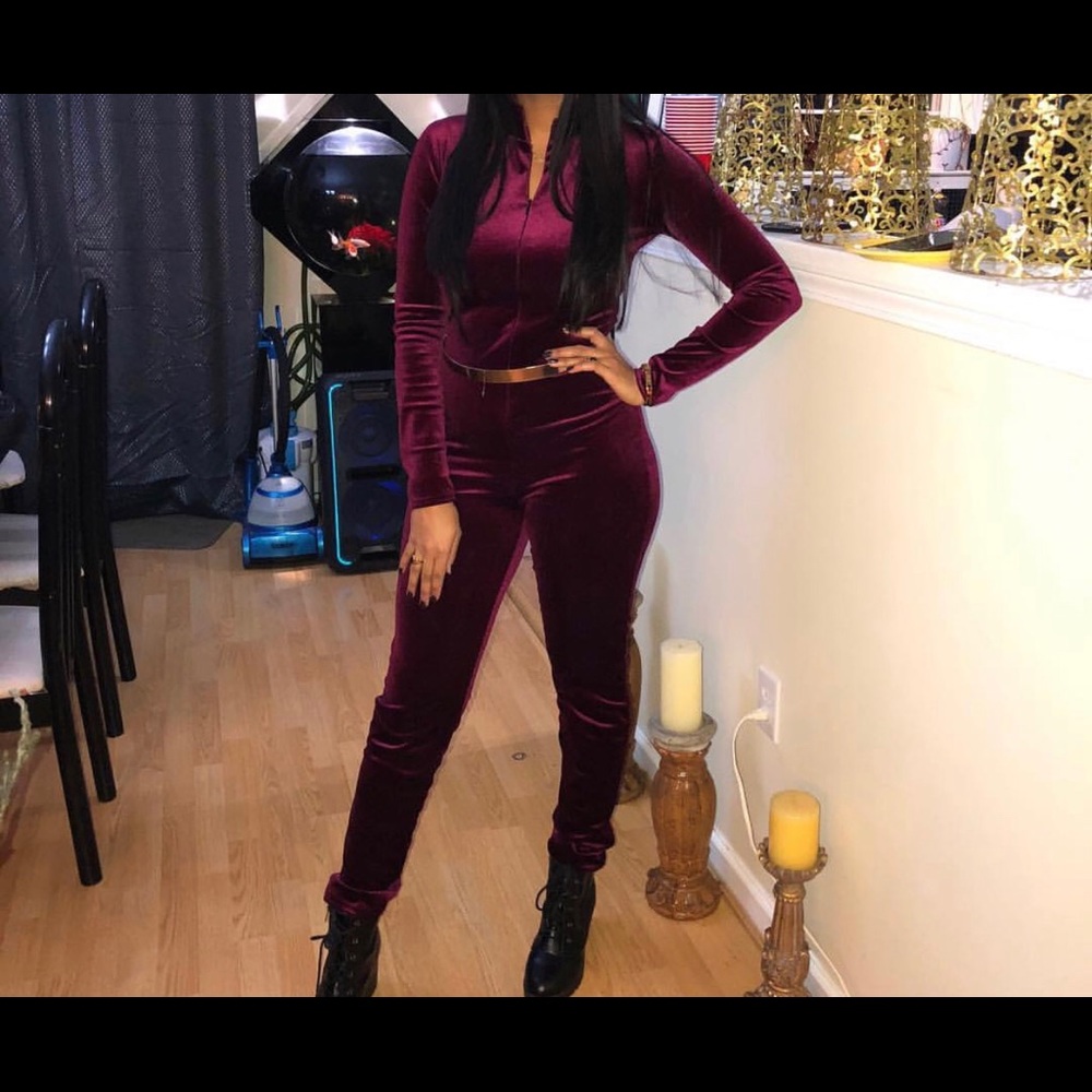 FASHION NOVA JUMPSUIT